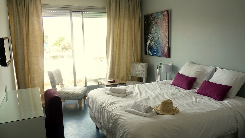 Hotel Sable Et Soleil - Port, Plage Et Jacuzzi Prive Fréjus Εξωτερικό φωτογραφία