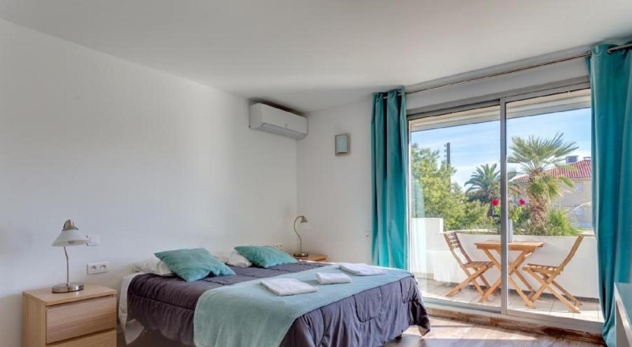 Hotel Sable Et Soleil - Port, Plage Et Jacuzzi Prive Fréjus Δωμάτιο φωτογραφία