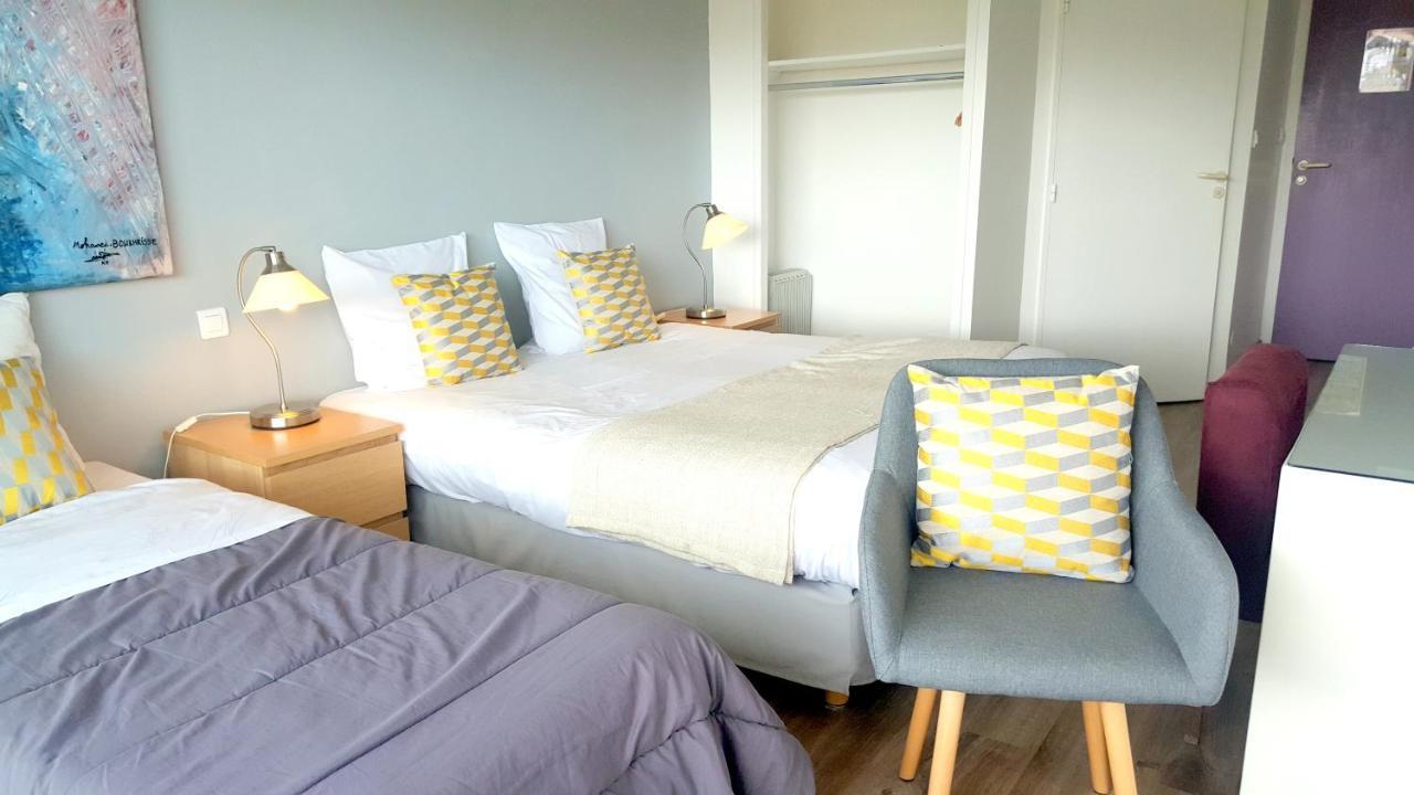 Hotel Sable Et Soleil - Port, Plage Et Jacuzzi Prive Fréjus Εξωτερικό φωτογραφία